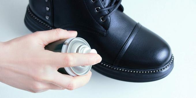 Ξεκινήστε να φροντίζετε για δερμάτινα παπούτσια αμέσως μετά την αγορά