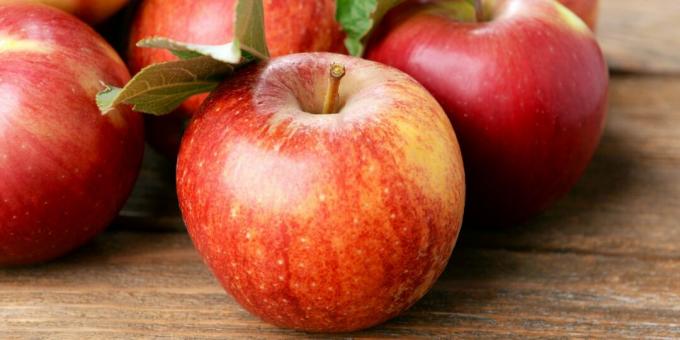 Τροφές με υψηλή περιεκτικότητα σε ίνες: μήλα