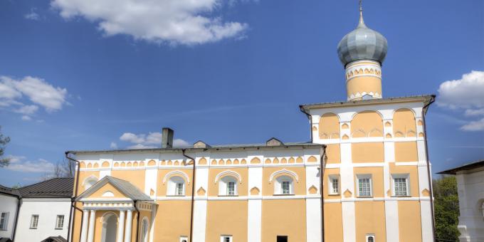 Μοναστήρι Varlaam-Khutynsky Spaso-Preobrazhensky και ο τάφος του Gabriel Derzhavin