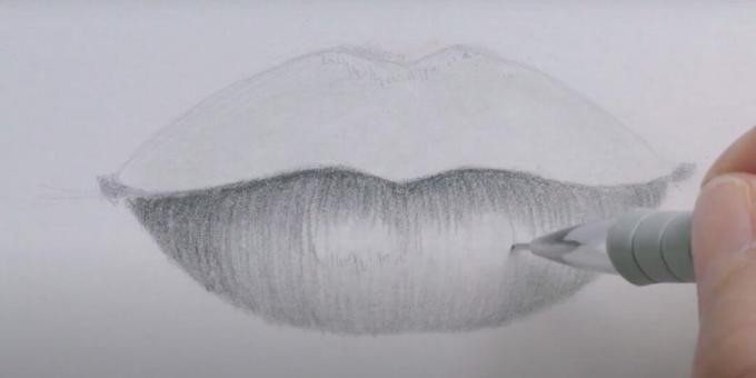 Πώς να σχεδιάσετε τα χείλη: σκιάστε το κάτω χείλος