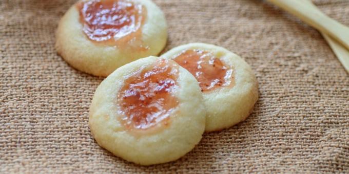 Σουηδικά μπισκότα με μαρμελάδα