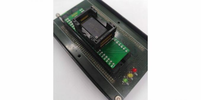 Πώς εκτελείται η ανάκτηση δεδομένων: NAND chip reader