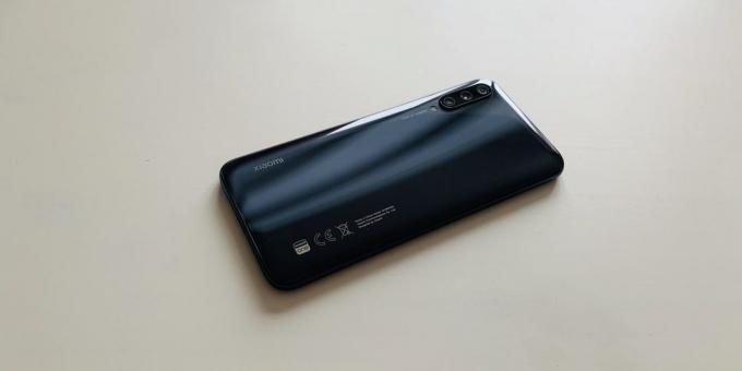 Xiaomi Mi A3: πίσω φατνώματος