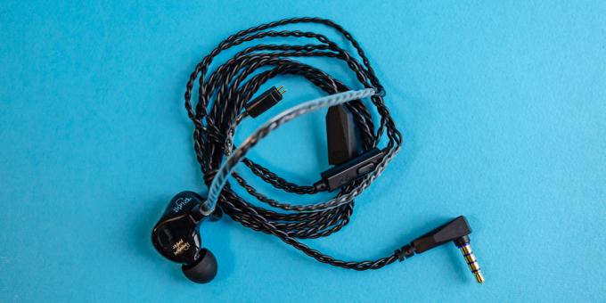 Ακουστικά KZ ZS4: σχεδιαστικά χαρακτηριστικά