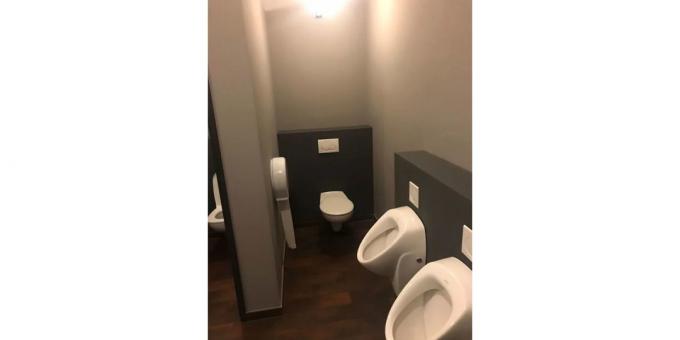τουαλέτα σε ένα γερμανικό εστιατόριο