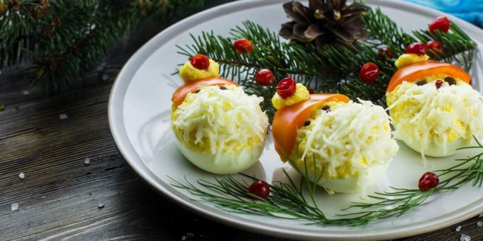 Ένα πραγματικά πρωτοχρονιάτικο σνακ! Γεμιστά αυγά " Άγιος Βασίλης"