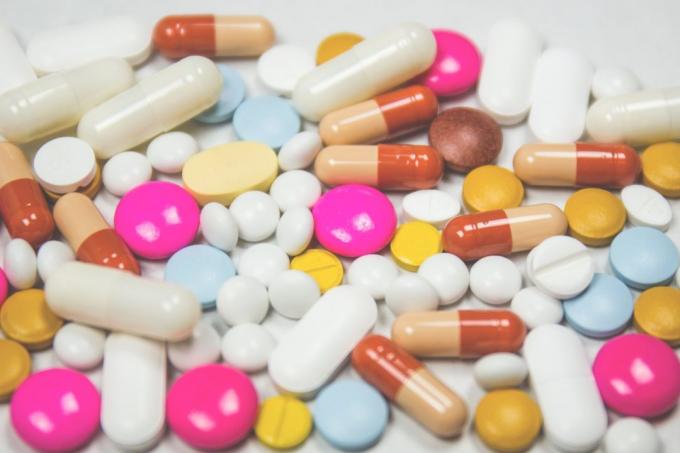Πώς να επιλέξετε ένα ποιότητας φάρμακα: Λίστα φαρμάκων συνταξιοδότησης μπορείτε να δείτε στην ιστοσελίδα Roszdravnadzor