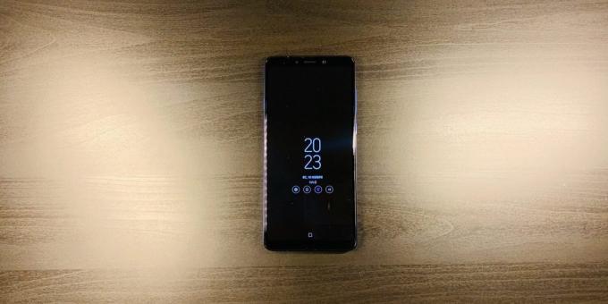 Samsung Galaxy Α9: Always On Display