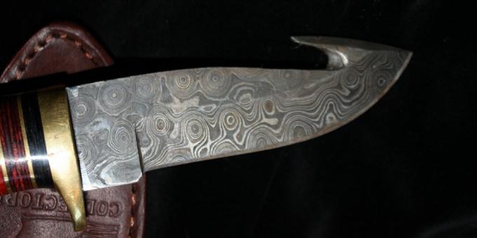 Τεχνολογίες αρχαίου πολιτισμού: σύγχρονο μαχαίρι κυνηγιού από χάλυβα της Δαμασκού 