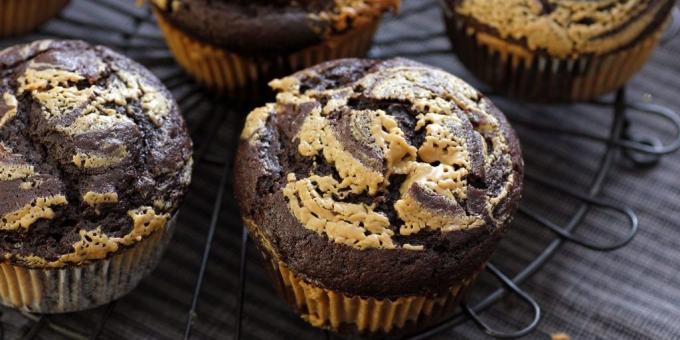 muffins σοκολάτας με φυστικοβούτυρο