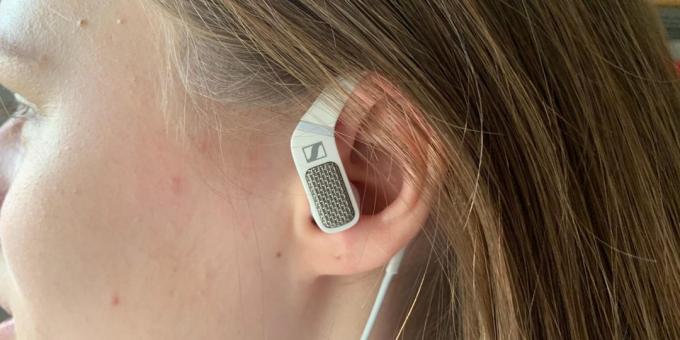 Sennheiser Ambeo Smart Headset αυτί