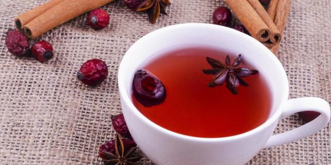 Τσάι με άγριο τριαντάφυλλο, μανταρίνι, λεμόνι, κανέλα και Δίκταμο