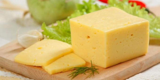 Πώς να μαγειρέψουν το τυρί: τυρί στο σπίτι Hard