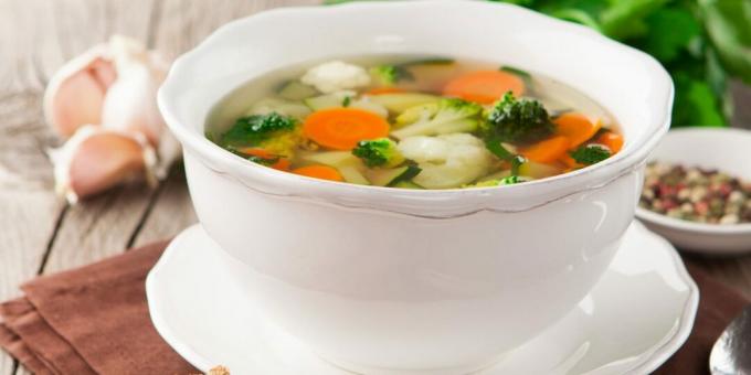 Σούπα λαχανικών με μανιτάρια