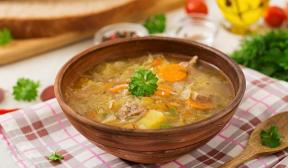 Σούπα λάχανο με βόειο κρέας