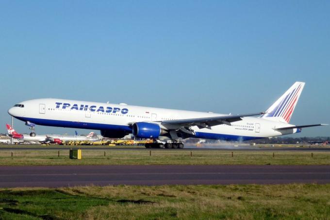 Boeing 777-300 της εταιρείας «Transaero»