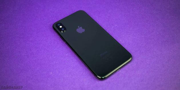 iPhone X: πλευρά πίσω