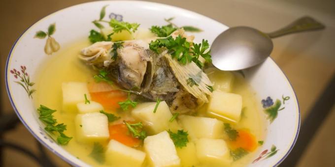 Συνταγή για σούπα ψαριών του ποταμού