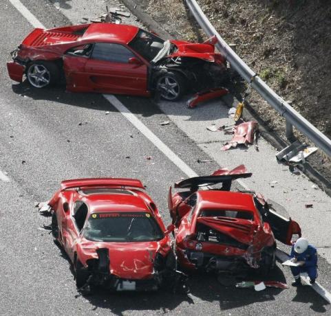 Ατύχημα με τη Ferrari