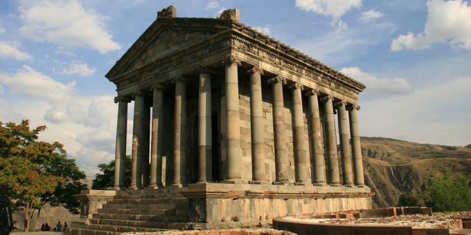 χώρες ΚΑΚ: ο ειδωλολατρικός ναός της Garni στην Αρμενία