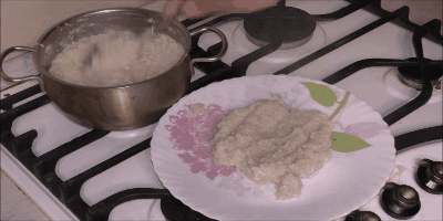 Πώς να μαγειρέψετε χυλό κριθαριού σε νερό ή γάλα
