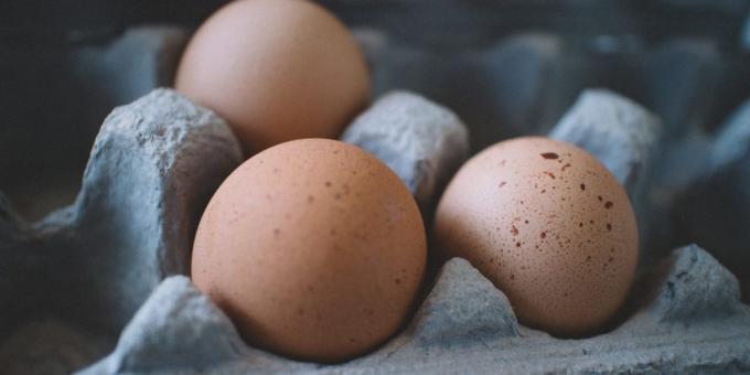 Οι ειδικοί υπηρεσία παράδοσης Instamart προϊόντα θα επιλέξει για σας τα καλύτερα γαλακτοκομικά προϊόντα και τα αυγά