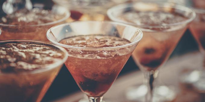 Κλασικό αλκοολούχα κοκτέιλ: το Μανχάταν