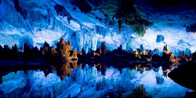 Όμορφα μέρη στη Ρωσία. σπηλιά Kungur