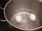 Πώς να μαγειρέψουν τα αυγά να μπορούν να καθαρίζονται και ήταν νόστιμο