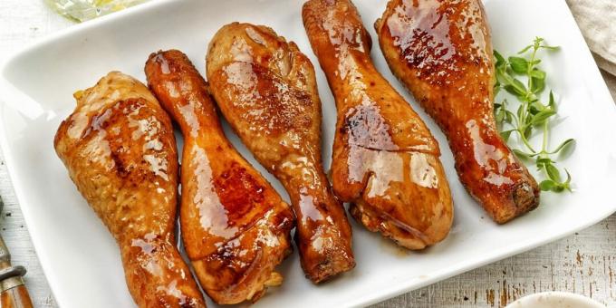 Ψητά μπαστούνια κοτόπουλου σε σάλτσα μελιού-λεμονιού
