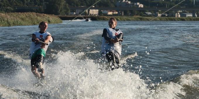 Διασκέδαση στο νερό: wakeboard