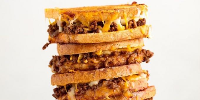 Δείπνο βιαστικά: Σάντουιτς με τυρί και κρέας