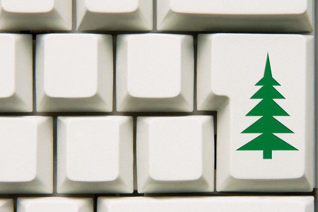 ζωντανό χριστουγεννιάτικο δέντρο - να καταδικάσει το ηλεκτρονικό κατάστημα