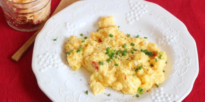πιάτα με αυγά: αυγά ομελέτα