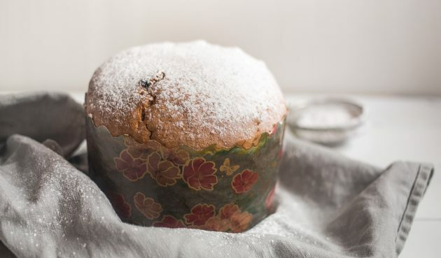 Συνταγή Panettone χωρίς μαγιά: έχετε κατά νου ότι το κέικ θα μεγαλώσει πολύ σε μέγεθος