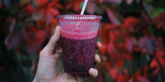 Συνταγές για Blender: Blueberry smoothie με νιφάδες βρώμης