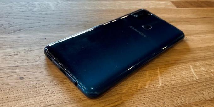 Samsung Galaxy M30s: Πίσω πάνελ