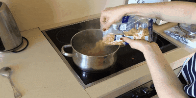 Πώς να μαγειρέψετε κέρατα σε μια κατσαρόλα