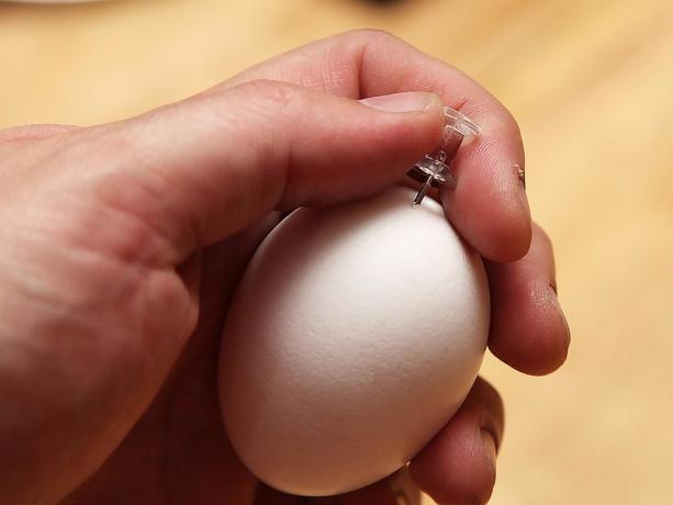 Πώς να τρυπήσει το αυγό