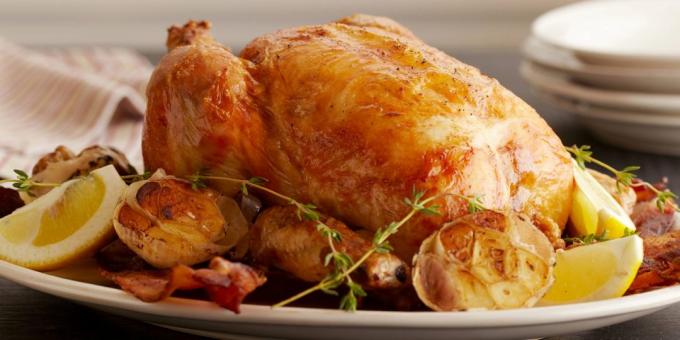 Συνταγές με σκόρδο: Κοτόπουλο στο φούρνο με λεμόνι και σκόρδο